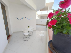 Rosso Corallo Home A soli tre minuti dal mare disponibile Piano terra Indipendente sul Golfo di Castellammare Alcamo Marina